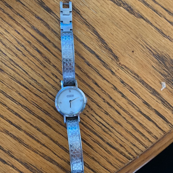 Coach watch - Picture 2 of 4